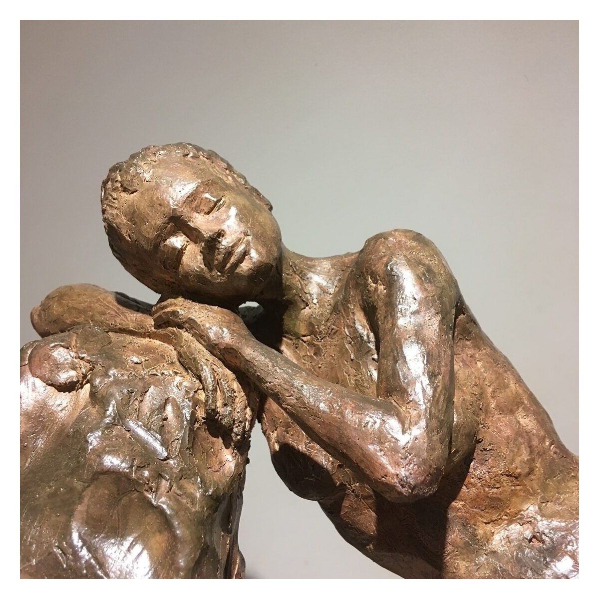 Belle endormie - Sculpture bronze - Figure féminine endormie repos - Carol Saint Georges - Galerie FenêtreSurArtistes