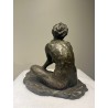 La suppliante - Sculpture bronze originale - Figure féminine en prière recueillement - Carol Saint Georges - vue de dos
