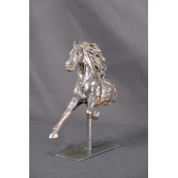 Cheval au trot - Sculpture en bronze contemporaine - Cheval en mouvement - Laurence Viarnaud - Vue de face